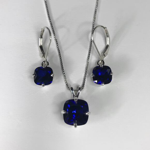 GORGEOUS 10ctw Cushion Cut Sapphire Earrings & Pendant Necklace Set - Picture 4 of 4